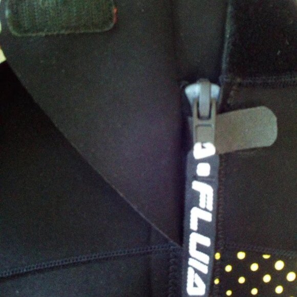 New Fluid Black & Yellow Short Wet Suit Adult Size US XL - Picture 11 of 15